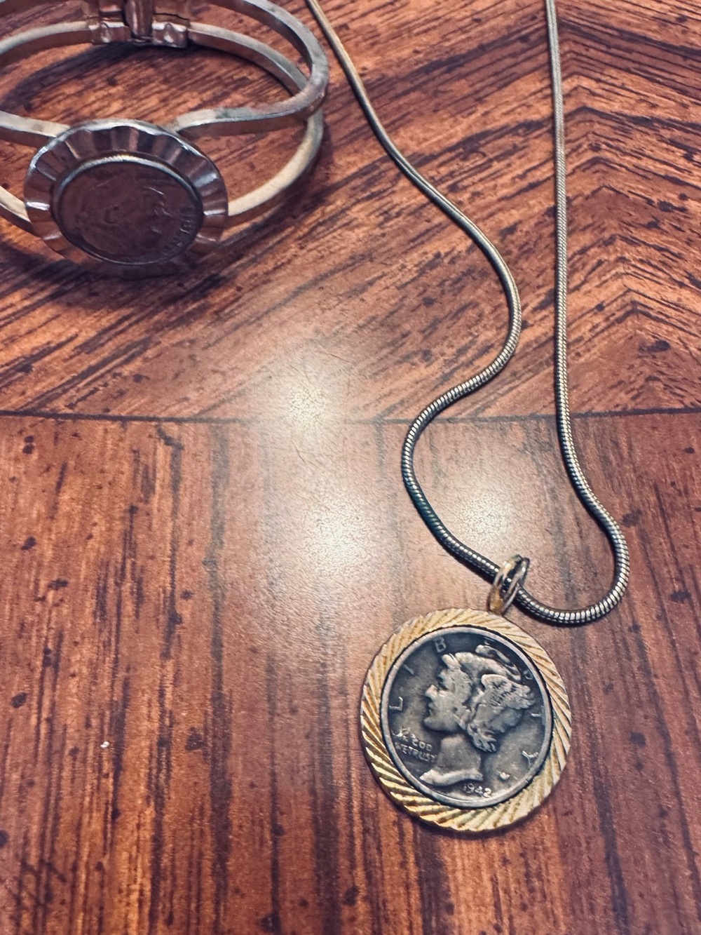 Vintage-Inspired Silver and Gold Tone Coin Pendant Necklace